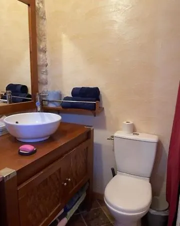 Charmante Dans Belle Maison Typique Du Village